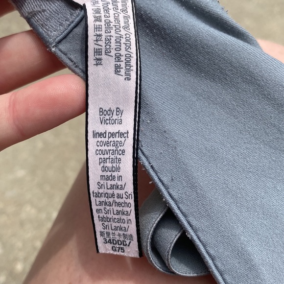 Victoria’s Secret Body by Victoria Lined Perfect Bra - 34 DDD - Picture 7 of 7